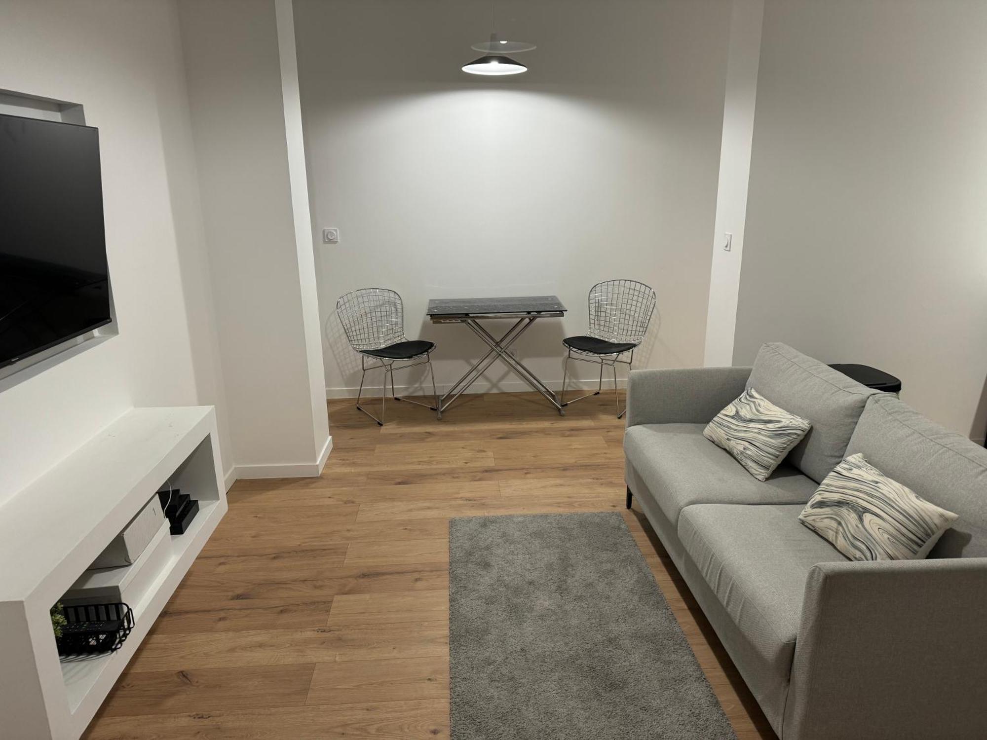 Appartement IX - Haut Standing Proche Luxembourg Et Cattenom Nilvange Exterior photo